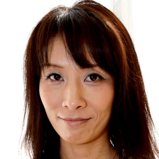 諏訪真里子