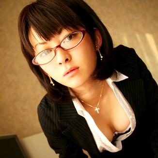 Maki Kikuchi